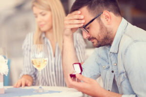 Man Refuses Marriage After 10 Years Over Girlfriend’s Money Habits