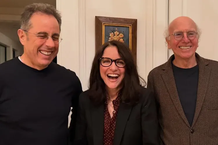 Seinfeld Stars Jerry Seinfeld, Julia Louis-Dreyfus, and Larry David Share a Rare Christmas Eve Reunion