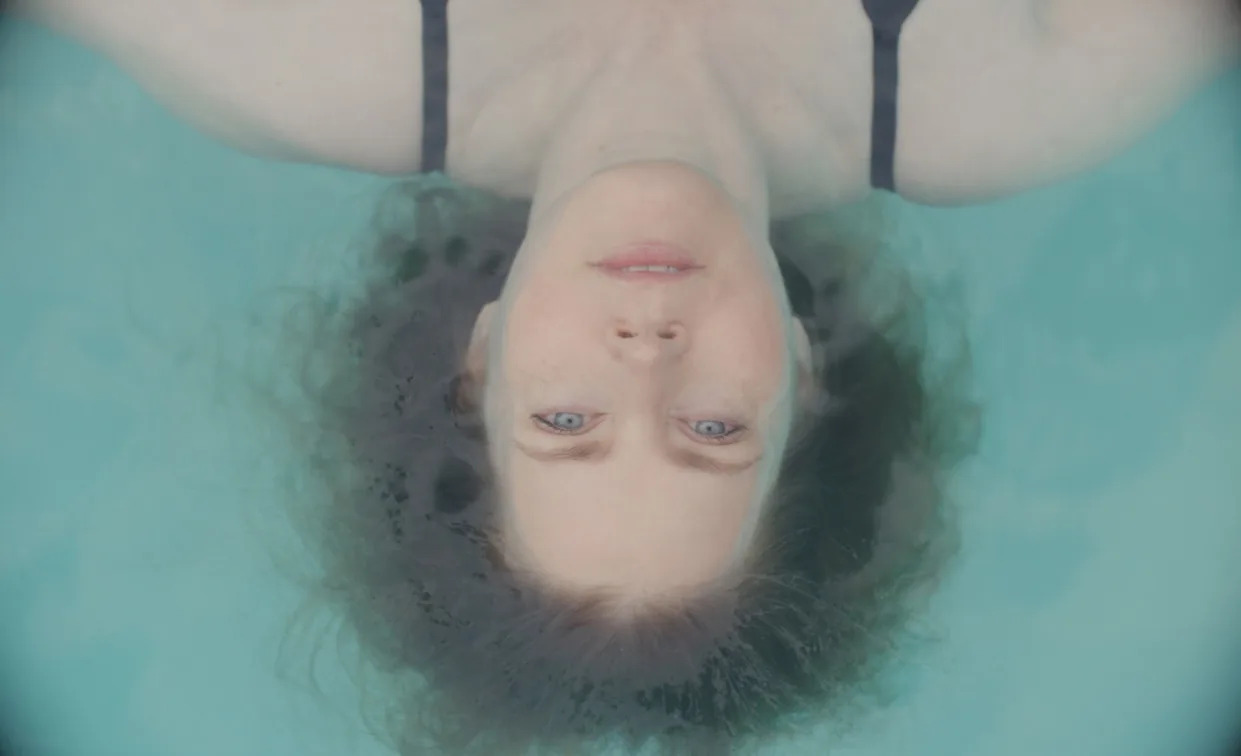 ‘At the Sea’ Review — Amy Adams Shines in a Recovery Drama That Ultimately Drifts