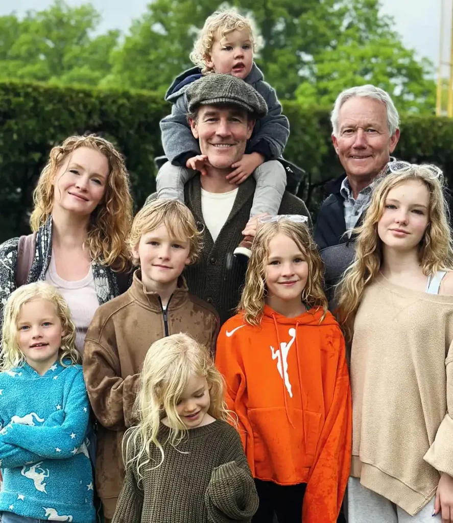 James Van Der Beek poses for a photo with his family.